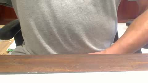 Snapshot of scottalone chatting on 11/18/25, 03:05 Scott online show from 11/18/25, 03:05