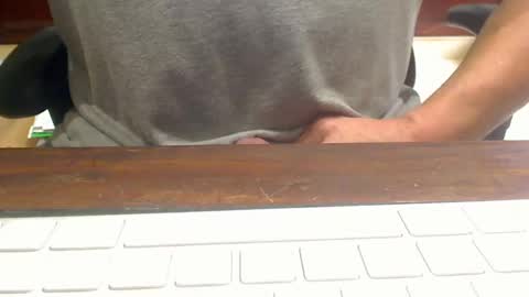 Snapshot of scottalone chatting on 11/23/25, 04:18 Scott online show from 11/23/25, 04:18