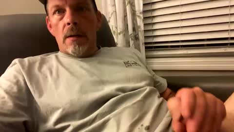 scottj603603 online show from 10/04/25, 10:52