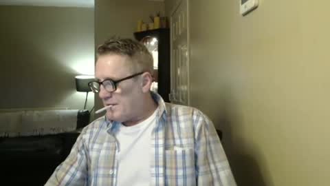 Snapshot of scottsman214 chatting on 12/31/24, 06:24 James online show from 12/31/24, 06:24