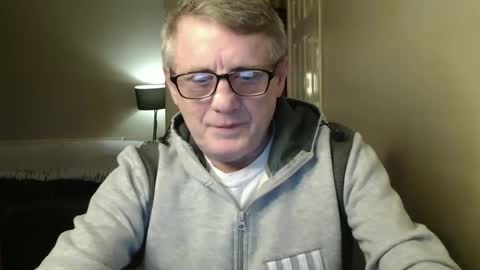 Snapshot of scottsman214 chatting on 02/21/25, 06:59 James online show from 02/21/25, 06:59