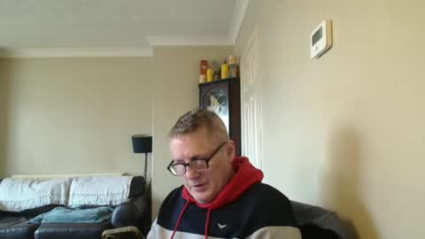Snapshot of scottsman214 chatting on 03/04/25, 12:22 James online show from 03/04/25, 12:22