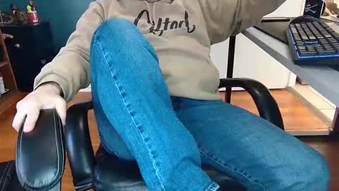 Dadbodtactics online show from 11/01/25, 04:42