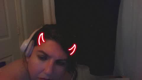 Danni online show from 10/13/25, 06:52