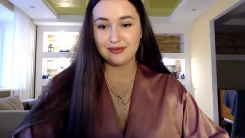 Elizabeth  online show from 12/15/24, 12:49