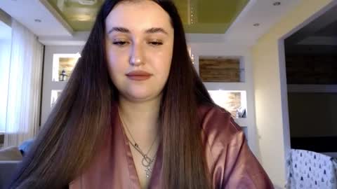 Elizabeth  online show from 12/25/24, 09:24