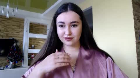 Elizabeth  online show from 01/04/25, 09:32