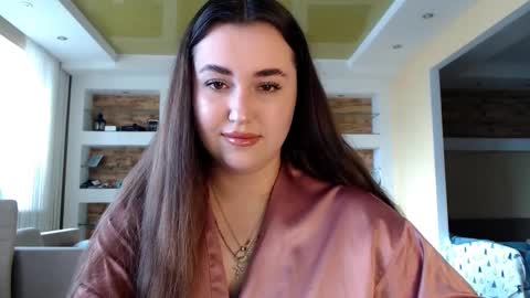 Elizabeth  online show from 02/04/25, 09:17