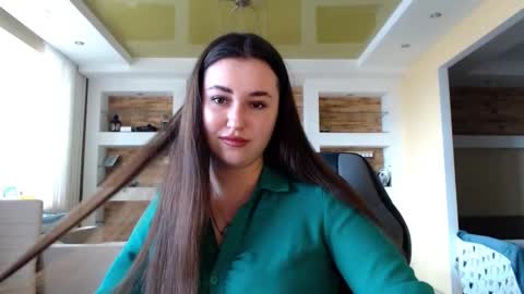 Elizabeth  online show from 02/08/25, 10:07