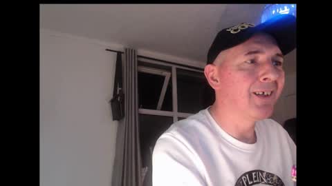 Snapshot of seafordsatana chatting on 10/17/25, 06:10 seafordsatana online show from 10/17/25, 06:10