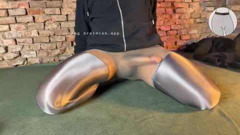 seamlessly online show from 11/05/25, 07:08