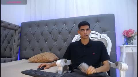 sebalexis7 online show from 10/29/25, 03:09