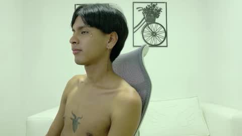 Snapshot of sebas_lover_ chatting on 10/11/25, 10:41 SEBASTIAN online show from 10/11/25, 10:41