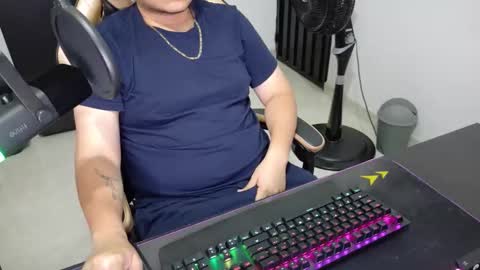 George online show from 12/02/25, 03:23