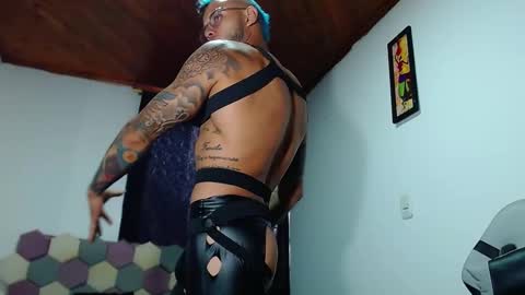 Sebastian online show from 02/21/25, 01:33