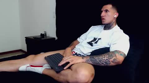 Sebastian online show from 10/06/25, 10:18