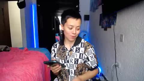 Snapshot of sebastian_posse chatting on 03/06/25, 07:32 Myystiic online show from 03/06/25, 07:32