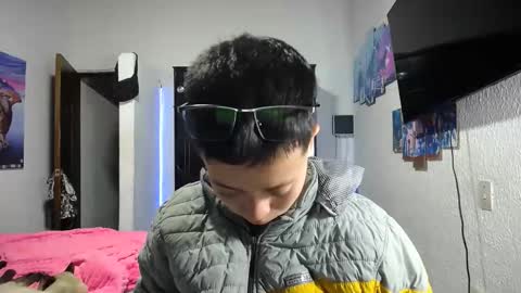 Snapshot of sebastian_posse chatting on 03/08/25, 02:55 Myystiic online show from 03/08/25, 02:55