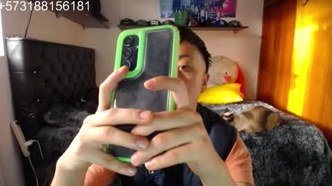 Snapshot of sebastian_posse chatting on 11/14/25, 09:24 Myystiic online show from 11/14/25, 09:24