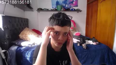 Snapshot of sebastian_posse chatting on 11/26/25, 07:04 Myystiic online show from 11/26/25, 07:04