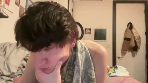 Snapshot of sebastianking1234 chatting on 12/05/24, 02:42 sebastianking1234 online show from 12/05/24, 02:42