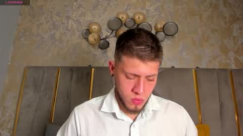  Sebastian  online show from 11/04/25, 07:24