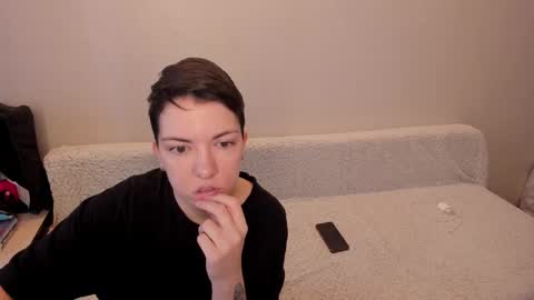 Snapshot of secret_dreams_ chatting on 02/06/25, 08:39 Amanda and pair in a real life we love each other but can play with you online show from 02/06/25, 08:39