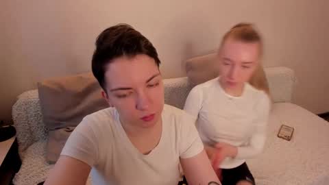 Snapshot of secret_dreams_ chatting on 02/23/25, 08:06 Amanda and pair in a real life we love each other but can play with you online show from 02/23/25, 08:06