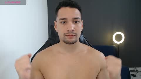 Snapshot of secretboy5000 chatting on 02/04/25, 12:44 Jex online show from 02/04/25, 12:44