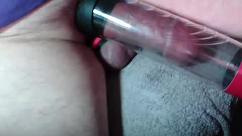 Snapshot of secretrub chatting on 11/21/25, 02:49 secretrub online show from 11/21/25, 02:49