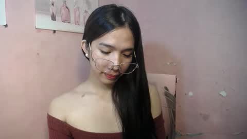 JUST CALL ME ABIA  online show from 11/20/25, 02:39