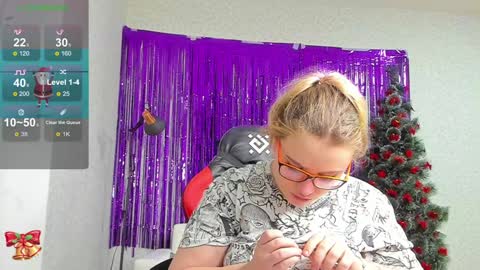 seductive_she_wolf online show from 12/19/24, 08:34