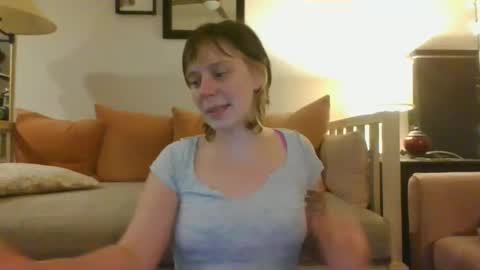 Snapshot of seductivelittlemave99 chatting on 10/03/25, 08:22 seductivelittlemave99 online show from 10/03/25, 08:22