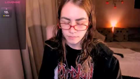 selectrra online show from 09/21/25, 08:10