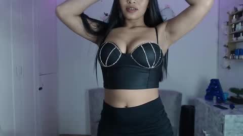 seleena__ online show from 11/22/25, 05:50