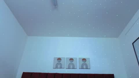 Selena online show from 10/17/25, 11:57