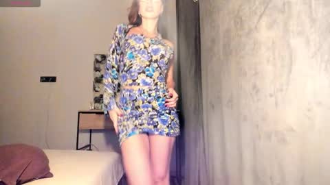 Snapshot of selena_rase chatting on 11/16/25, 03:39 Selena online show from 11/16/25, 03:39