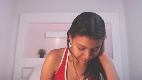 Snapshot of selenafox6 chatting on 01/27/25, 09:13 selenafox6 online show from 01/27/25, 09:13