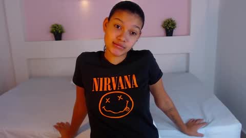 Snapshot of selenafox6 chatting on 02/18/25, 07:10 selenafox6 online show from 02/18/25, 07:10