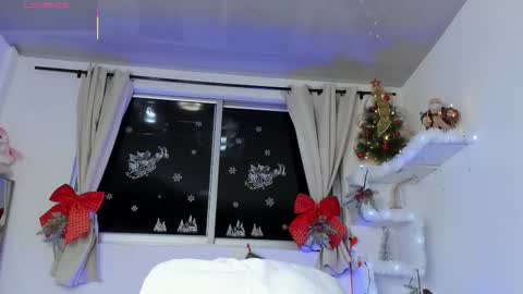 selenafox online show from 11/20/25, 02:01