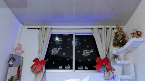 selenafox online show from 11/22/25, 02:32