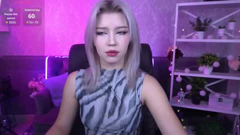 Snapshot of selenairis chatting on 10/12/25, 07:29 selenairis online show from 10/12/25, 07:29