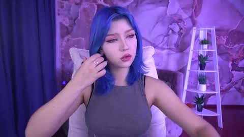 Snapshot of selenairis chatting on 11/23/25, 01:27 selenairis online show from 11/23/25, 01:27