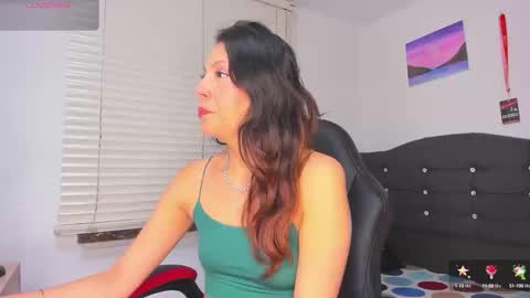 Selena online show from 09/11/25, 08:42