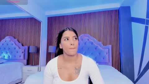 selenastonne online show from 10/11/25, 08:18