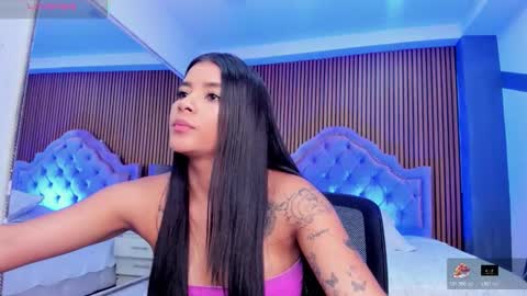 selenastonne online show from 10/23/25, 08:29