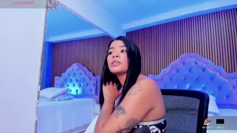 selenastonne online show from 10/24/25, 09:55