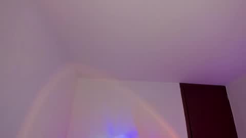 Snapshot of selene_e chatting on 12/12/24, 01:53 Karol. online show from 12/12/24, 01:53