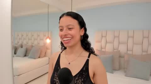 Snapshot of selene_rousse chatting on 09/11/25, 02:55 Selene Rousse online show from 09/11/25, 02:55