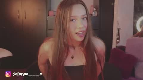 selene online show from 01/15/25, 04:15